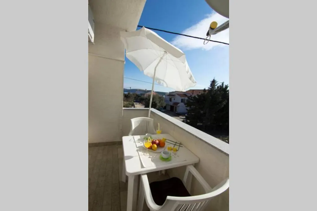 Sea View Room With Kitchen, Balcony&Air Condition Barbat na Rabu